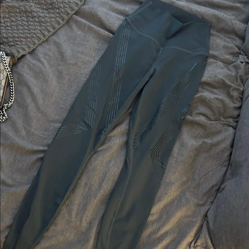 ALO Yoga Charcoal Leggings with Sleek Stripes
